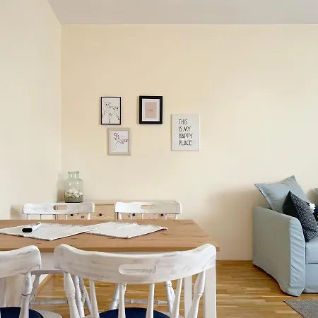 Lovely With Balcony In Old Town By Flat Mаnаger Apartamento *