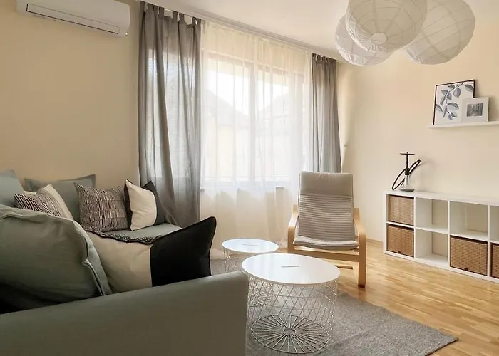Lovely With Balcony In Old Town By Flat Mаnаger Apartamento Pomorie